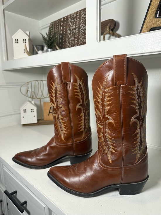 Tony Lama Shoes - Tony Lama Cowboy Boots Mens 9 Womens 10 10.5 Brown Leather Western Boots Classic